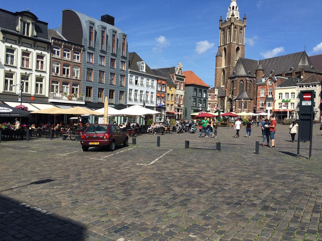 Hotel En Grand Cafe De Pauw Roermond Kültér fotó