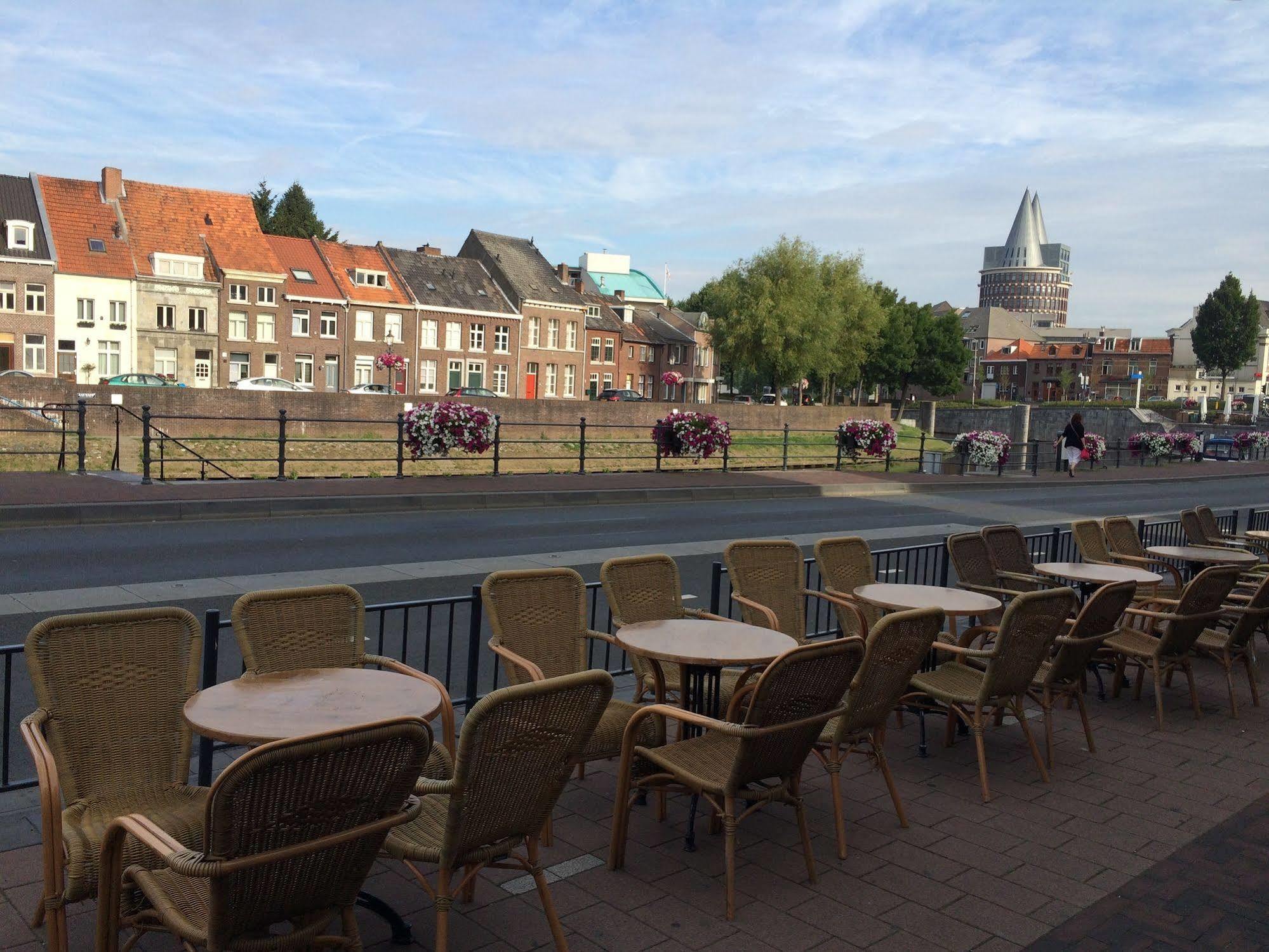 Hotel En Grand Cafe De Pauw Roermond Kültér fotó